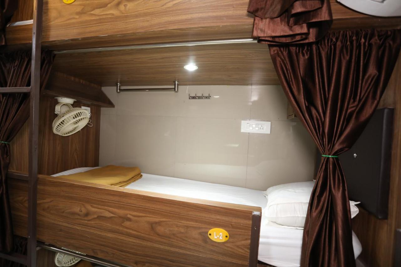 Mango Marol Dormitory Mumbai Kültér fotó